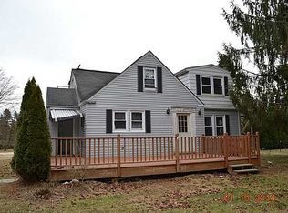 19 Lauri Dr, Charlestown, RI 02813