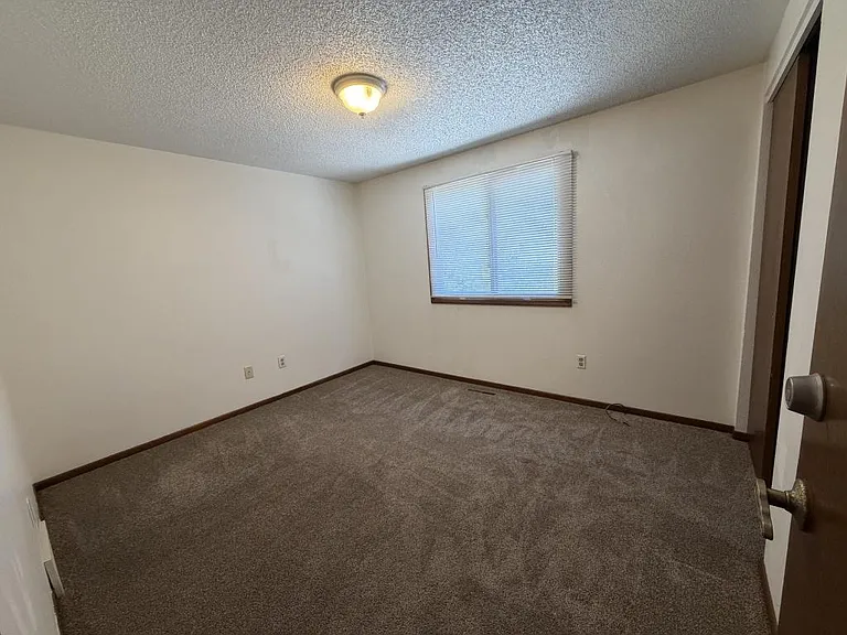 418 Mulberry Dr — Photo 9