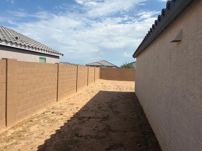 36590 W Mondragone Ln — Photo 3