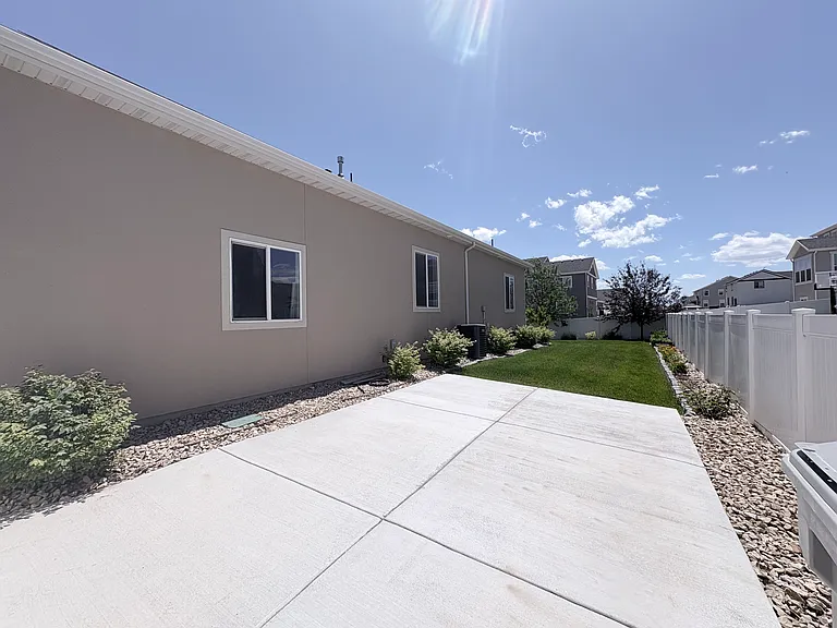53 E Moorhen Dr — Photo 5
