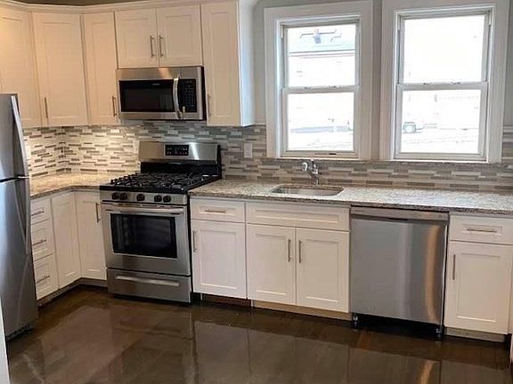 2nd image of 725 Revere Beach Pkwy #1