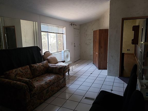 3rd image of 150 Pali Dr