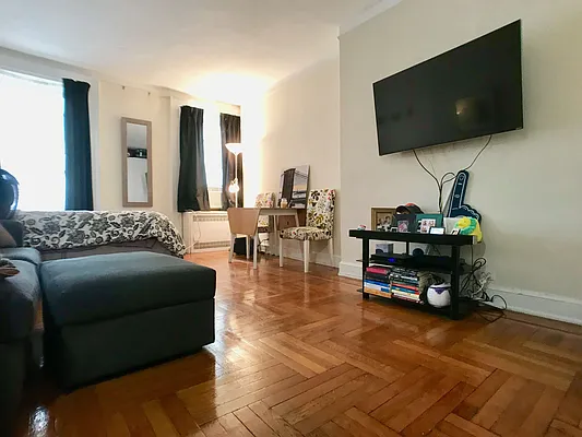 Rented by Building Equity Real Estate LLC | media 14