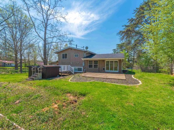 175 E Sunny Slopes Dr, Bloomington, IN 47401
