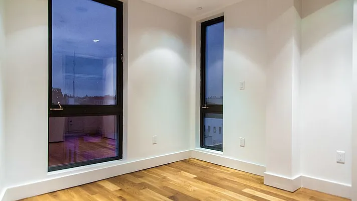 Rented by Nooklyn NYC LLC | media 45