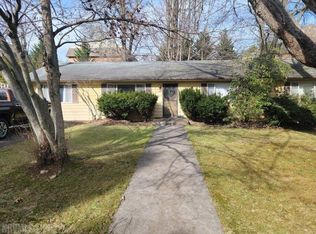 608 Broce Dr, Blacksburg, VA 24060