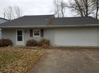 520 Michigan St, Omro, WI 54963