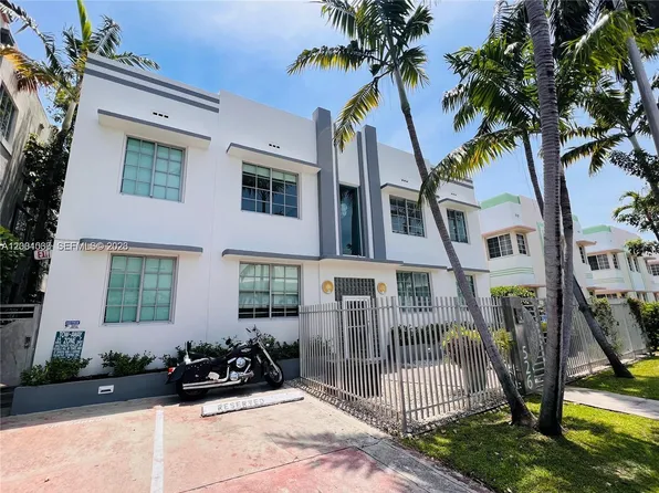 526 15th St, Miami Beach, FL