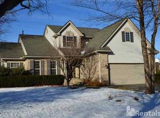 4462 Fairfield Dr, Clarkston, MI 48348