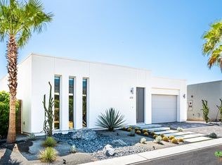 610 Equinox Way, Palm Springs, CA 92262