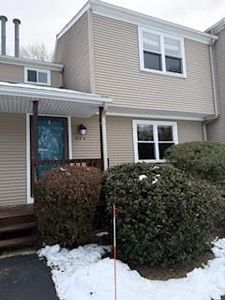 351 New London Ave Unit 304, Warwick, RI, 02886