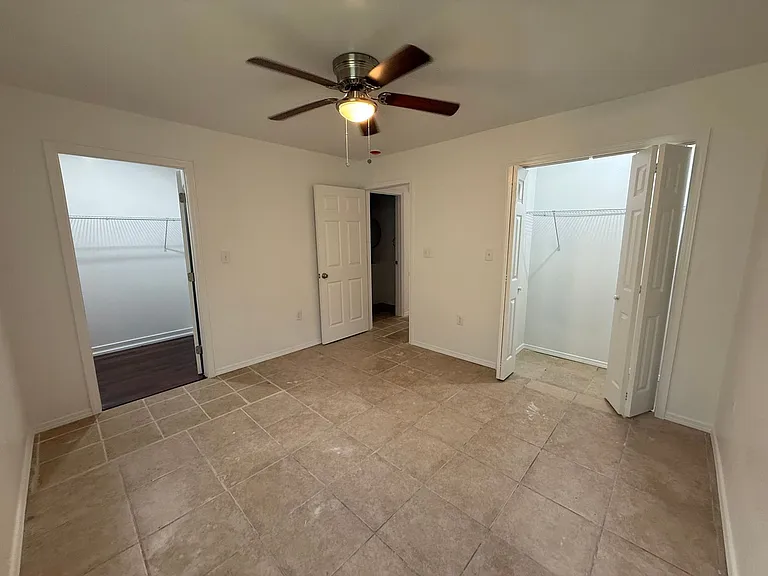 1043 Monet Dr — Photo 20