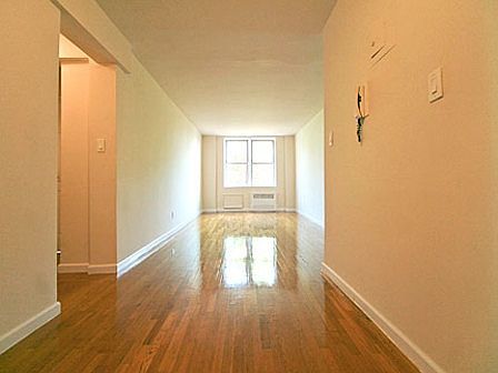 2nd image of 22410 Jamaica Ave APT 03A