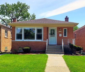 10027 S Merrill Ave, Chicago, IL, 60617