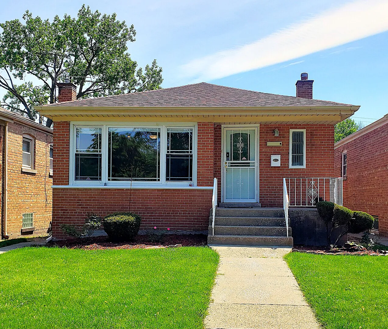 10027 S Merrill Ave photo 1