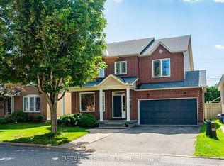 757 Schubert Cir, Ottawa, ON K4A4W3