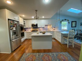 8705 Silver Knoll Dr, Perry Hall, MD 21128