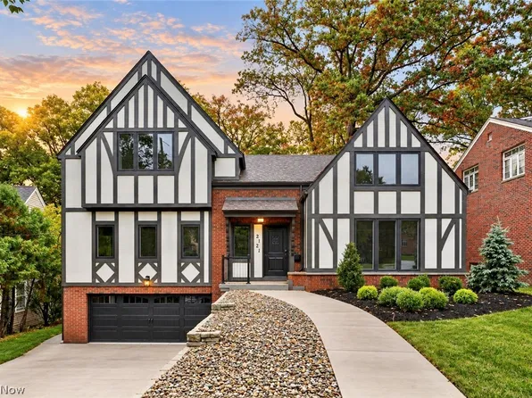 2121 Valley View Dr, Rocky River, OH 44116