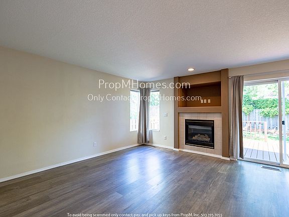 3rd image of 10441 SW Franklin Ln