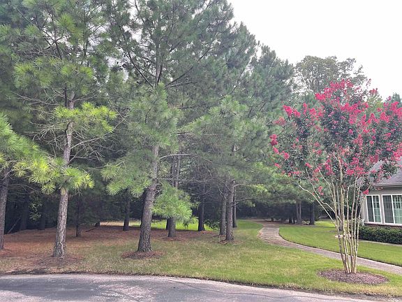 3rd image of 310 Stonevillage Dr E #9