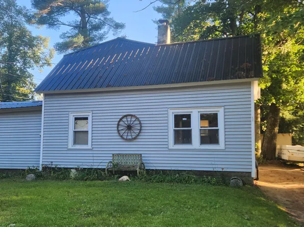 48 Gary Street, Paris, ME 04281