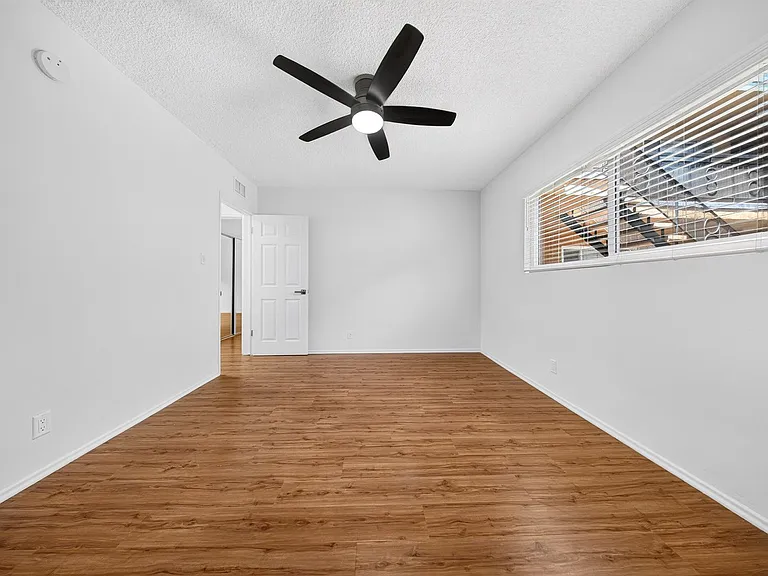 2010 S. Garth Ave. — Photo 30