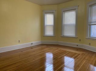 52 Fuller St APT 2, Dorchester Center, MA 02124