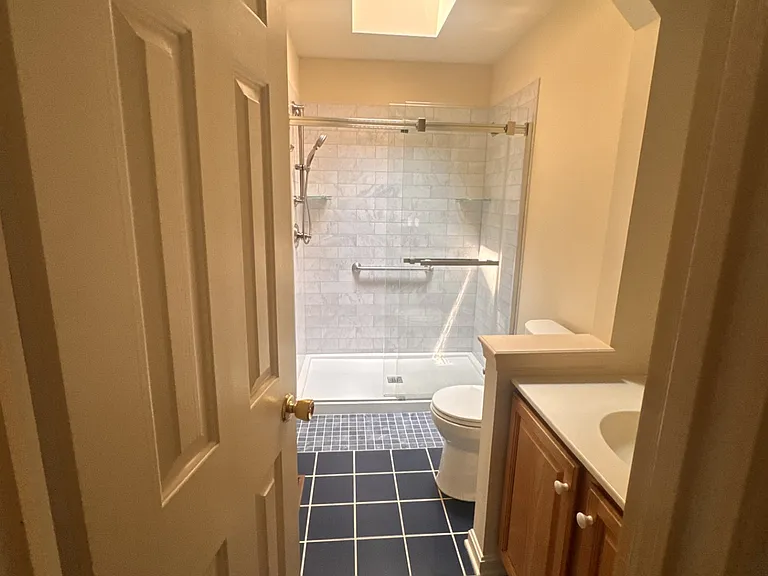 4282 Wimbledon Dr — Photo 24