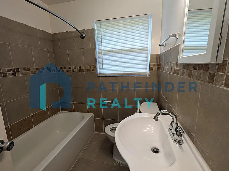 404 W Sherry Dr — Photo 6