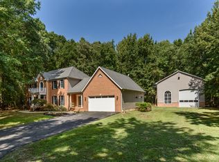 8222 Ventnor Rd, Pasadena, MD 21122