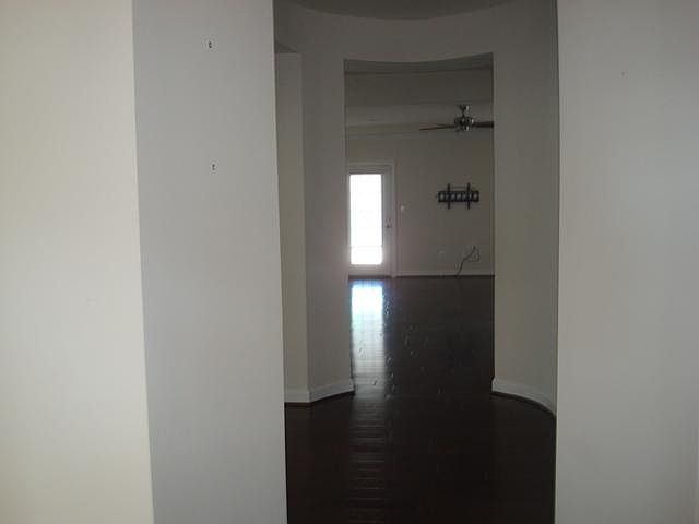 2nd image of 27425 Clearview Circle