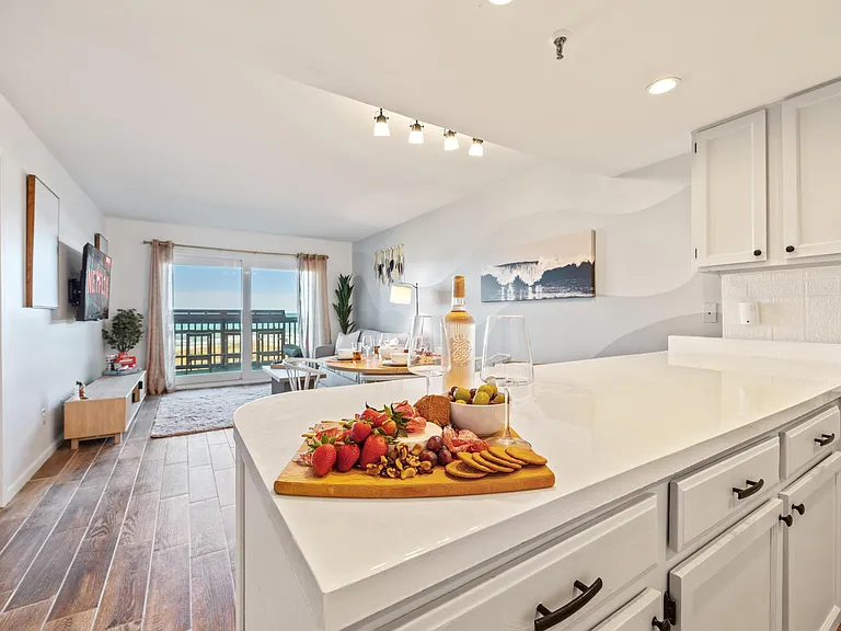 1311 S Ocean Blvd #C2 — Photo 1