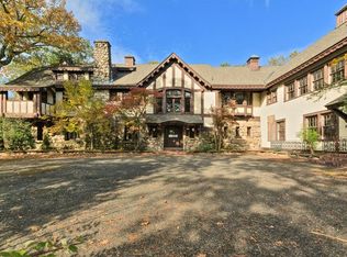 3 Acoma Rd, Tuxedo Park, NY 10987