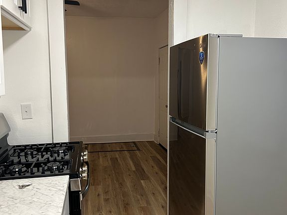 2nd image of 2813 Portland Ave #4