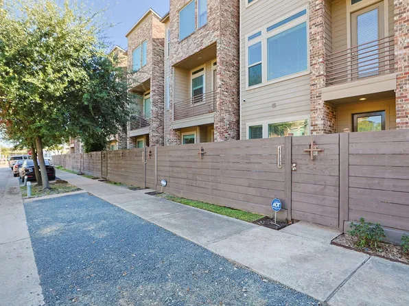 4515 Cornish St #A, Houston, TX 77007