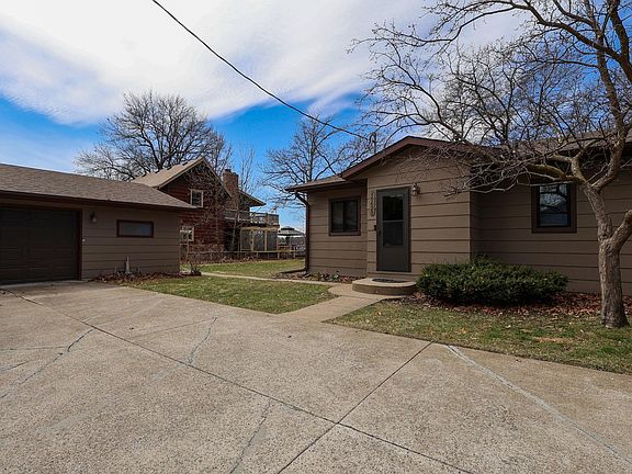 5th image of 26620 Lake Ave