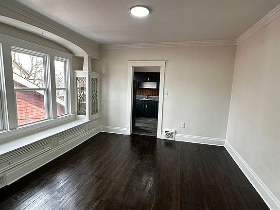 5th image of 10601 Almira Ave #2
