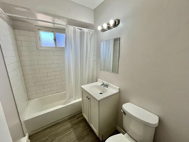 2053 135th Pl — Photo 7