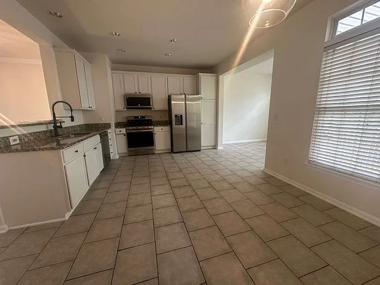 8477 Hallie Rose St — Photo 7