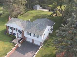 12 Warren Rd, Sparta, NJ 07871