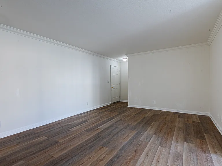 CYPRESS CONDOMINIUMS — Photo 19