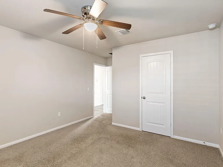 725 Liard River Rd — Photo 14
