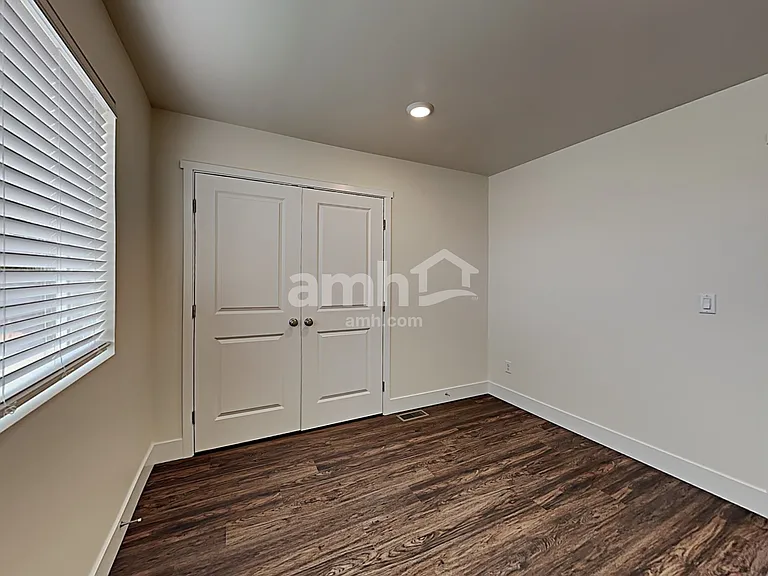 1712 194th St E — Photo 11