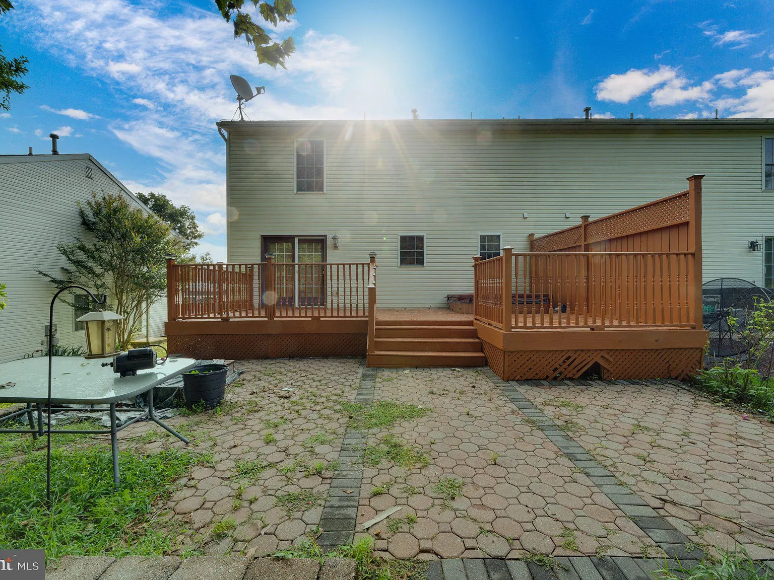 3 bed, 2.5 bath, 1490 sqft, $2,500 — Photo 4