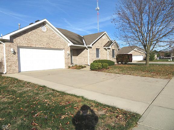 2nd image of 1804 Pine Cone Dr