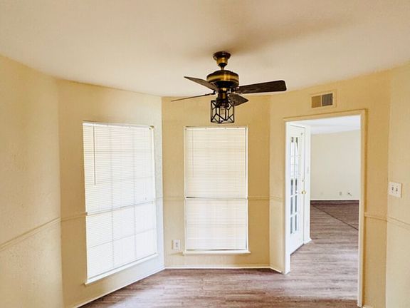 5th image of 8513 Kensington Dr