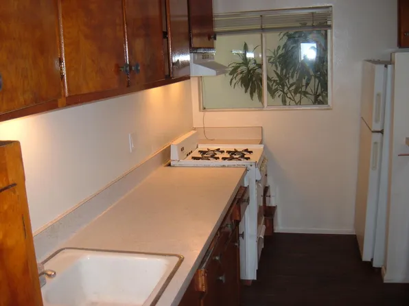 4600 E 7th St, Long Beach, CA 90804