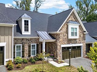 323 Avondale Ln, Crozet, VA 22932