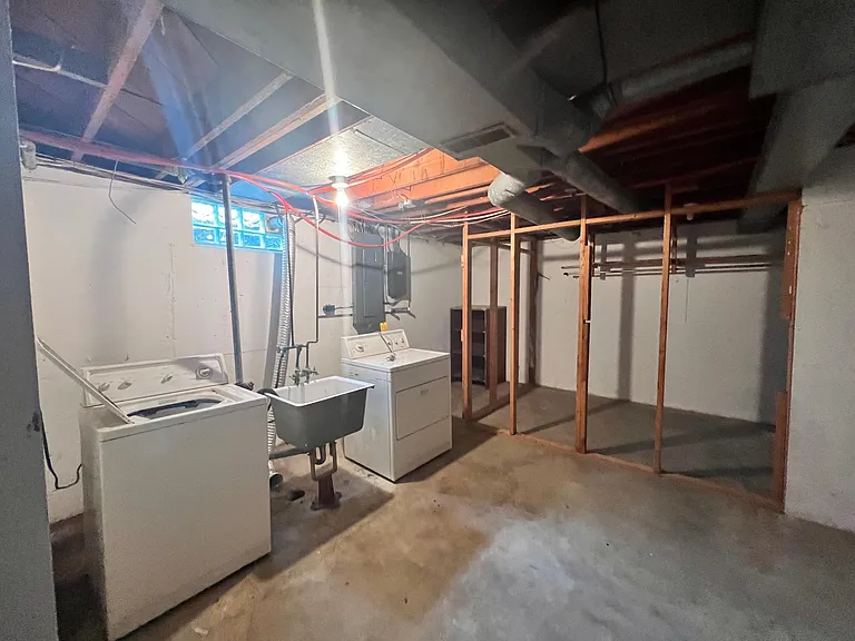 525 Far Hills Ave — Photo 19