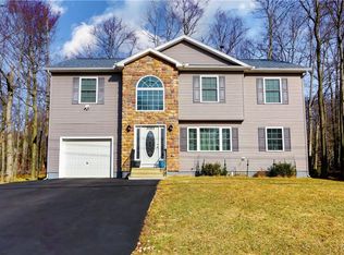 3063 Briarwood Dr, Tobyhanna, PA